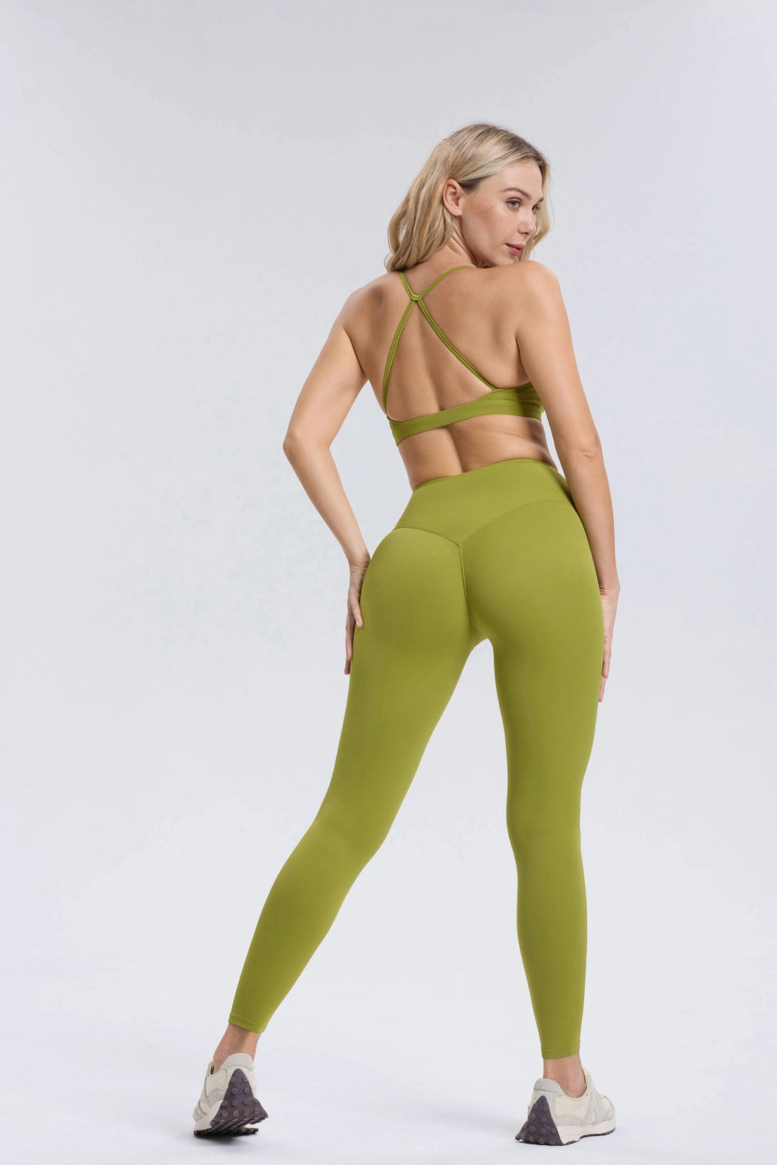 Hailey-Set | Nahtlos Top Leggings Set - Matcha